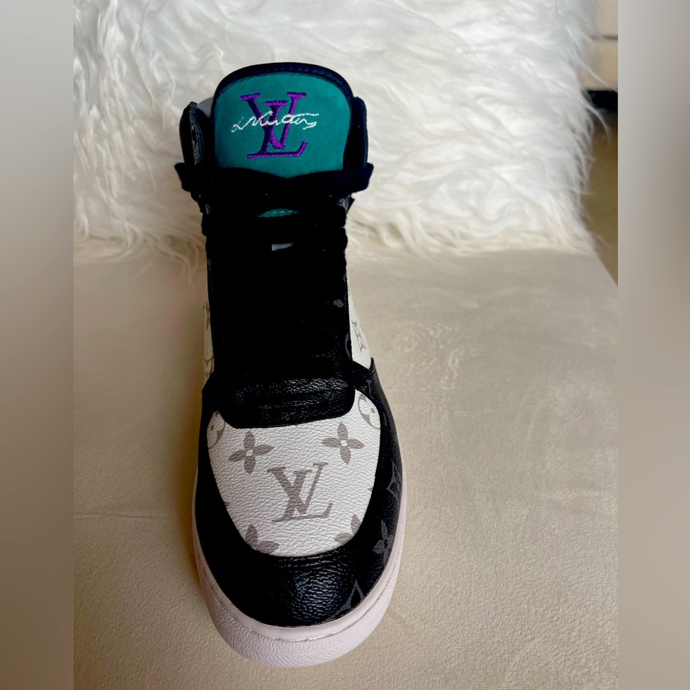 Nib Sneakers